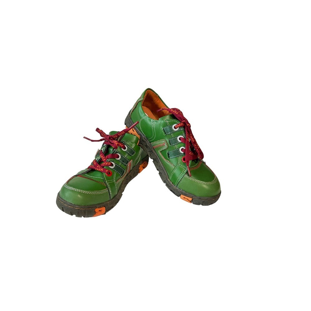 Green Casual Lace-Up Flats & Loafers - Stylish Everyday Comfort